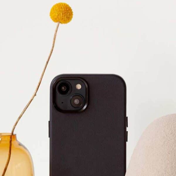 Handyhuelle_Action_Black Handyhuelle_Action_Black